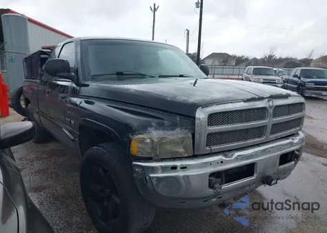 1998 Dodge Ram 1500 St z USA, uszkodzony, nr VIN 3B7HC12Y5WG170250